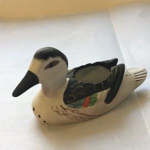 Vintage Hand painted porcelain duck, single cigarette rest ashtray